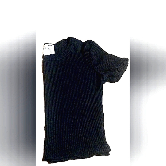 XS Black Ribbed Crop Top - Picture 1 of 3